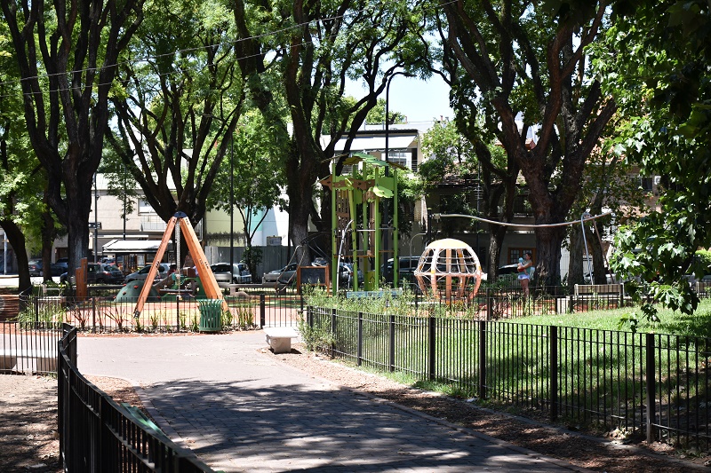 PLAZA MACKENNA